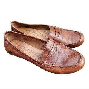 Born Dinah Brown Leather Comfort Loafer Slip on Women’s size 8.5 driving moc